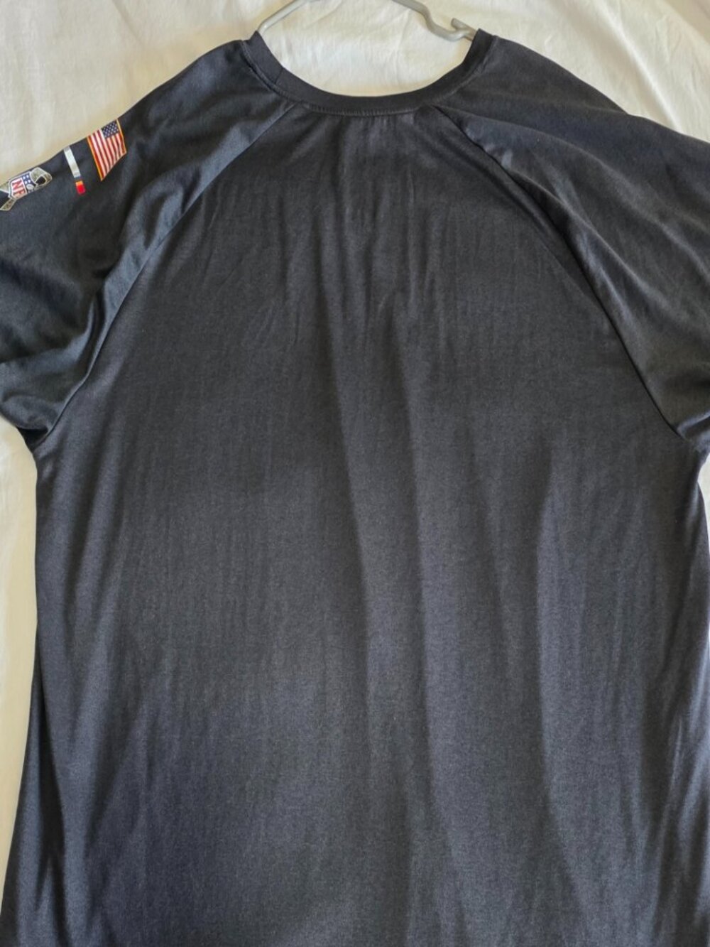 Nike NFL Tampa Bay Buccaneers Salute to Service Camo Dri-Fit Tee 3XL - Picture 3 of 3